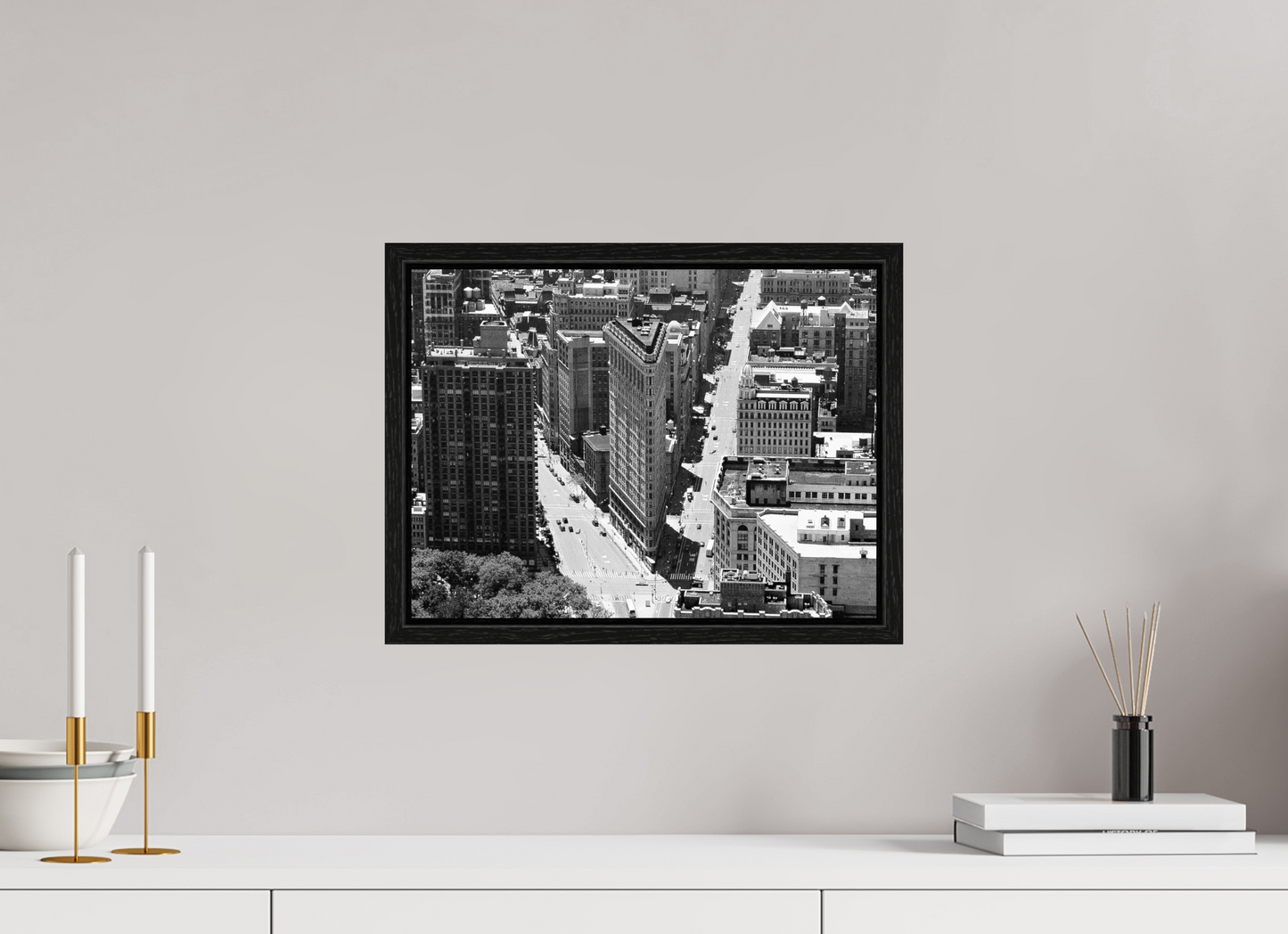 40 x 30 cm, Floater Frame, Basel 15 mm, Black oak Flat iron, New York 1999