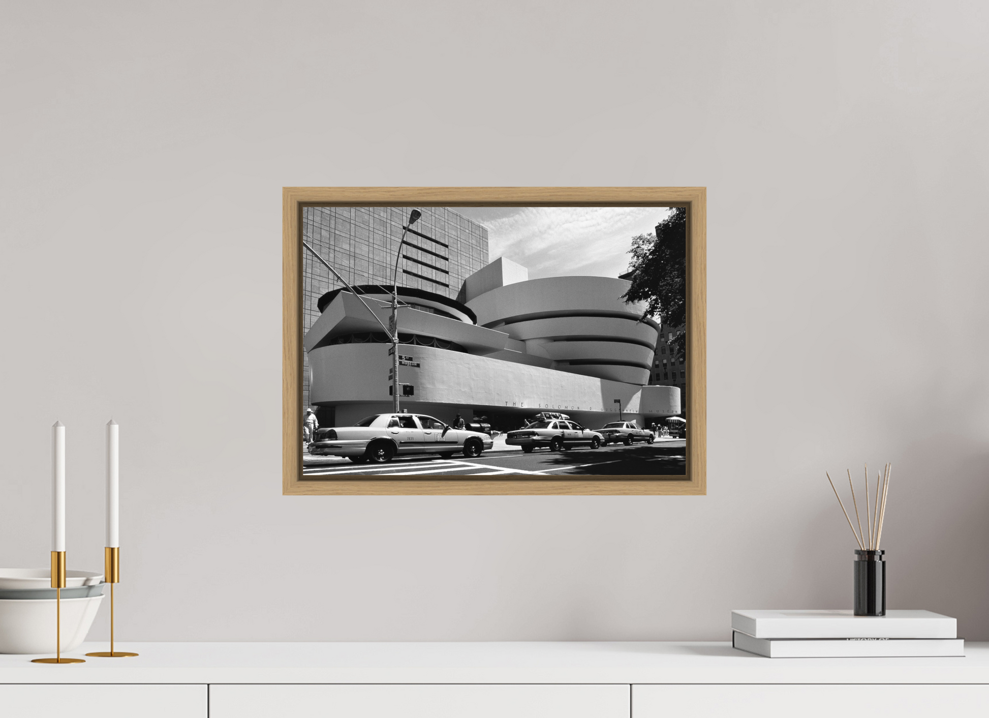 42.9 x 30 cm, Floater Frame, Basel 15 mm, Natural oak Chrysler Building, New York 1999