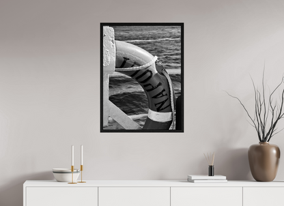 60 x 80 cm, Floater Frame, Basel 15 mm, Black oak Save Naples