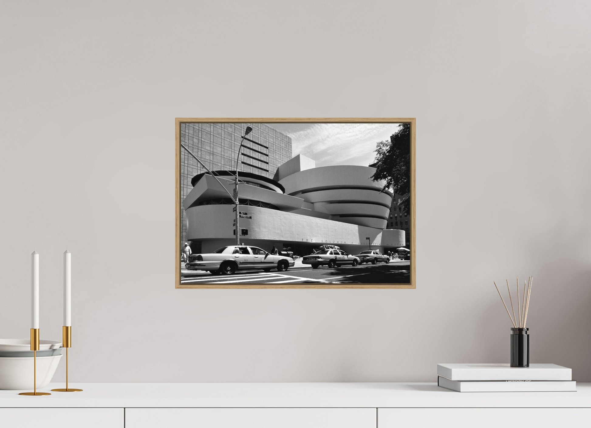 42.9 x 30 cm, Floater Frame, Basel 5 mm, Natural oak Chrysler Building, New York 1999