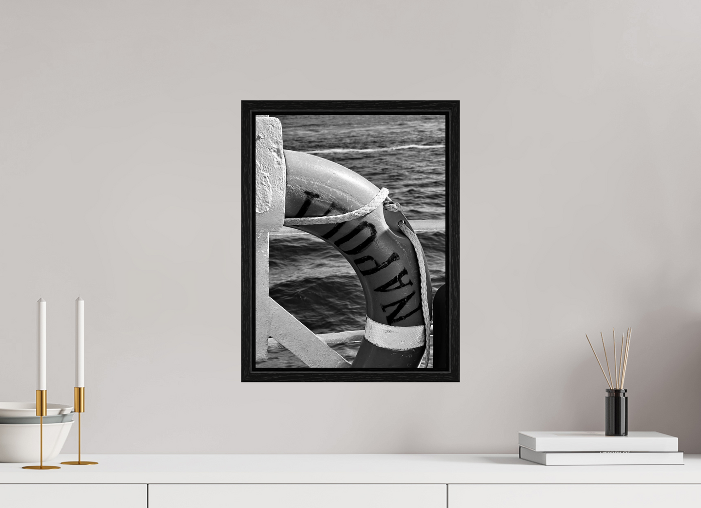 30 x 40 cm, Floater Frame, Basel 15 mm, Black oak Save Naples