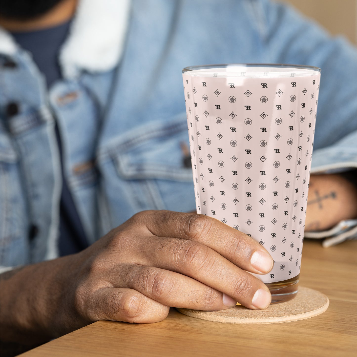 RF Shaker pint glass „CROWNS & BIRDS“ Misty Rose