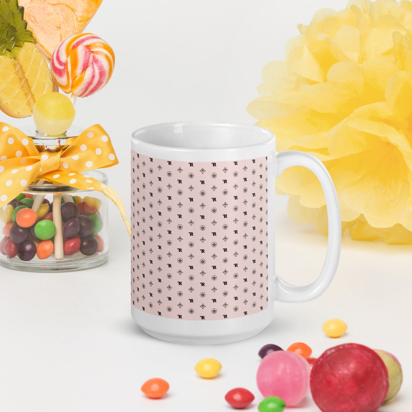 RF White glossy mug „CROWNS & BIRDS“ Misty Rose