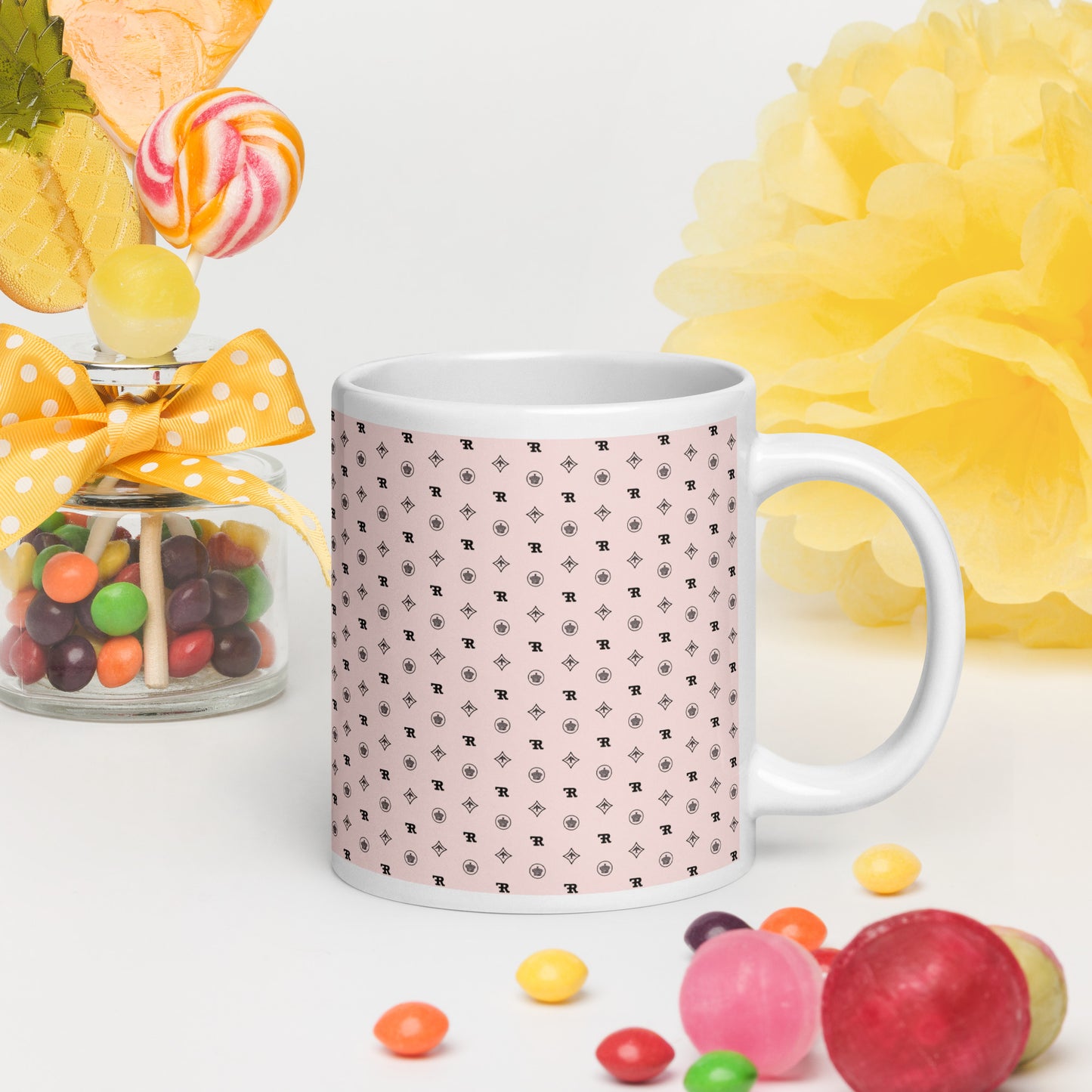 RF White glossy mug „CROWNS & BIRDS“ Misty Rose